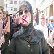 Cover Image for دور المرأة في إزاحة الباطل وبناء الحق