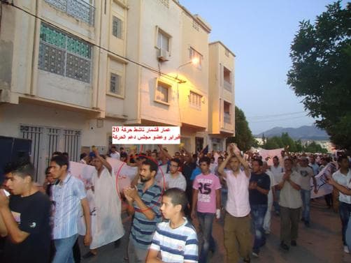 Cover Image for تازة: فشل محاولة اختطاف أحد رموز حركة 20 فبراير