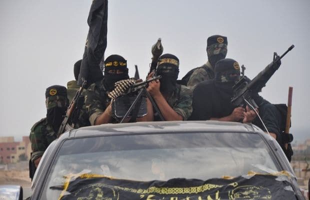 Cover Image for المقاومة التي سطرت أروع صفحات الصمود.. صور ناطقة