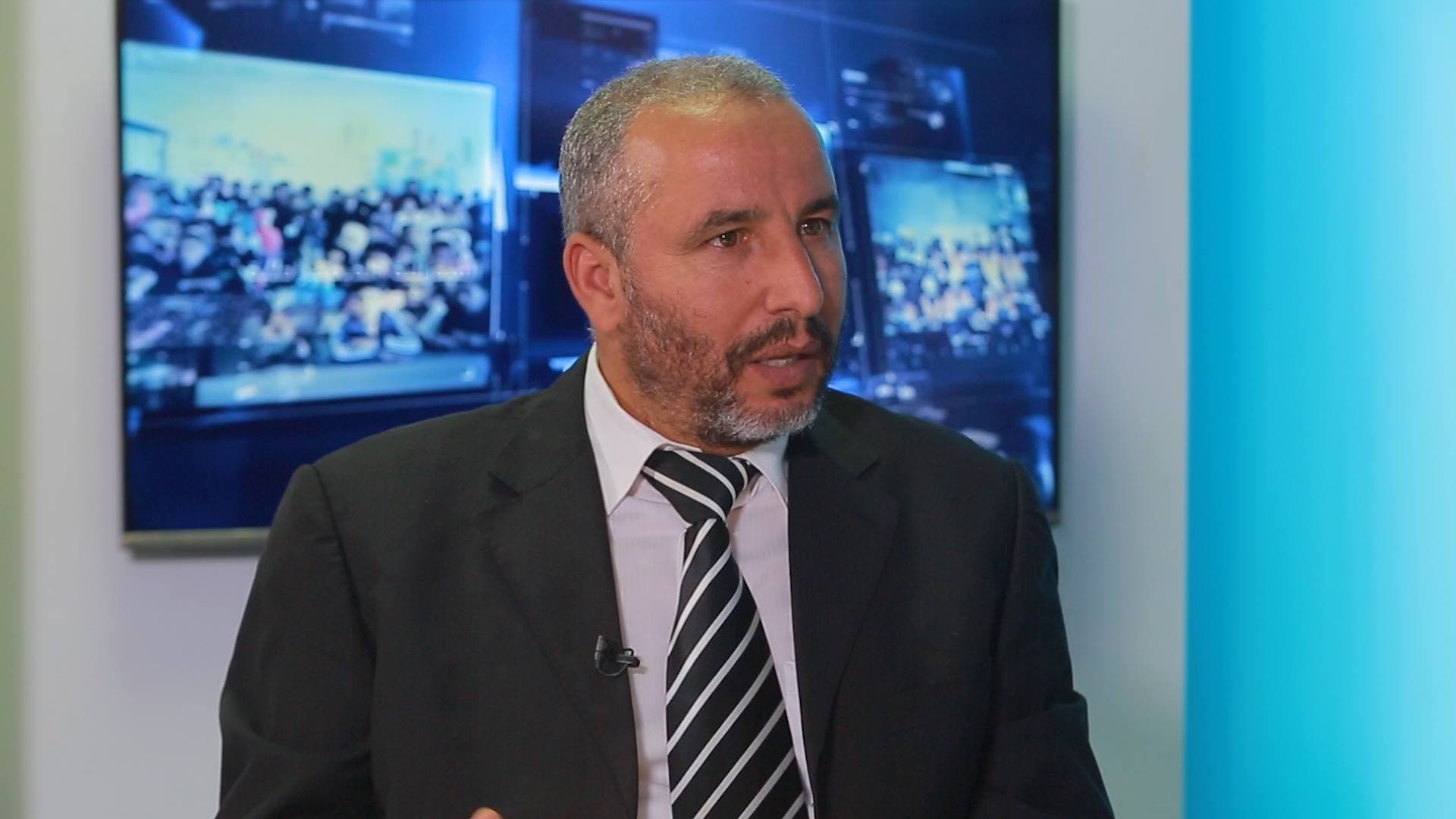 Cover Image for د. الريق ينتقد دعوة وزارة التربية الوطنية الأطر إلى الانخراط في “التنزيل” دون “إشراك في القرار”