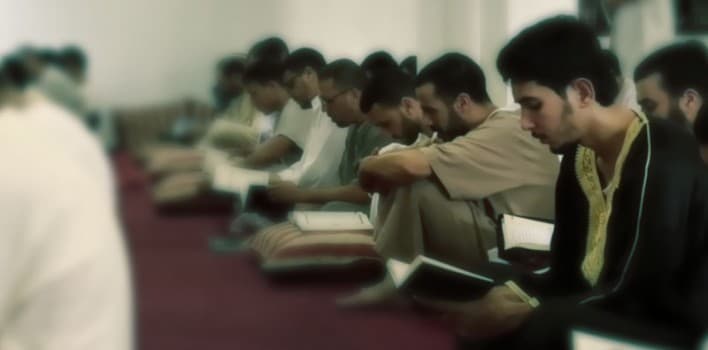 Cover Image for وما اجتمع قوم في بيت من بيوت الله