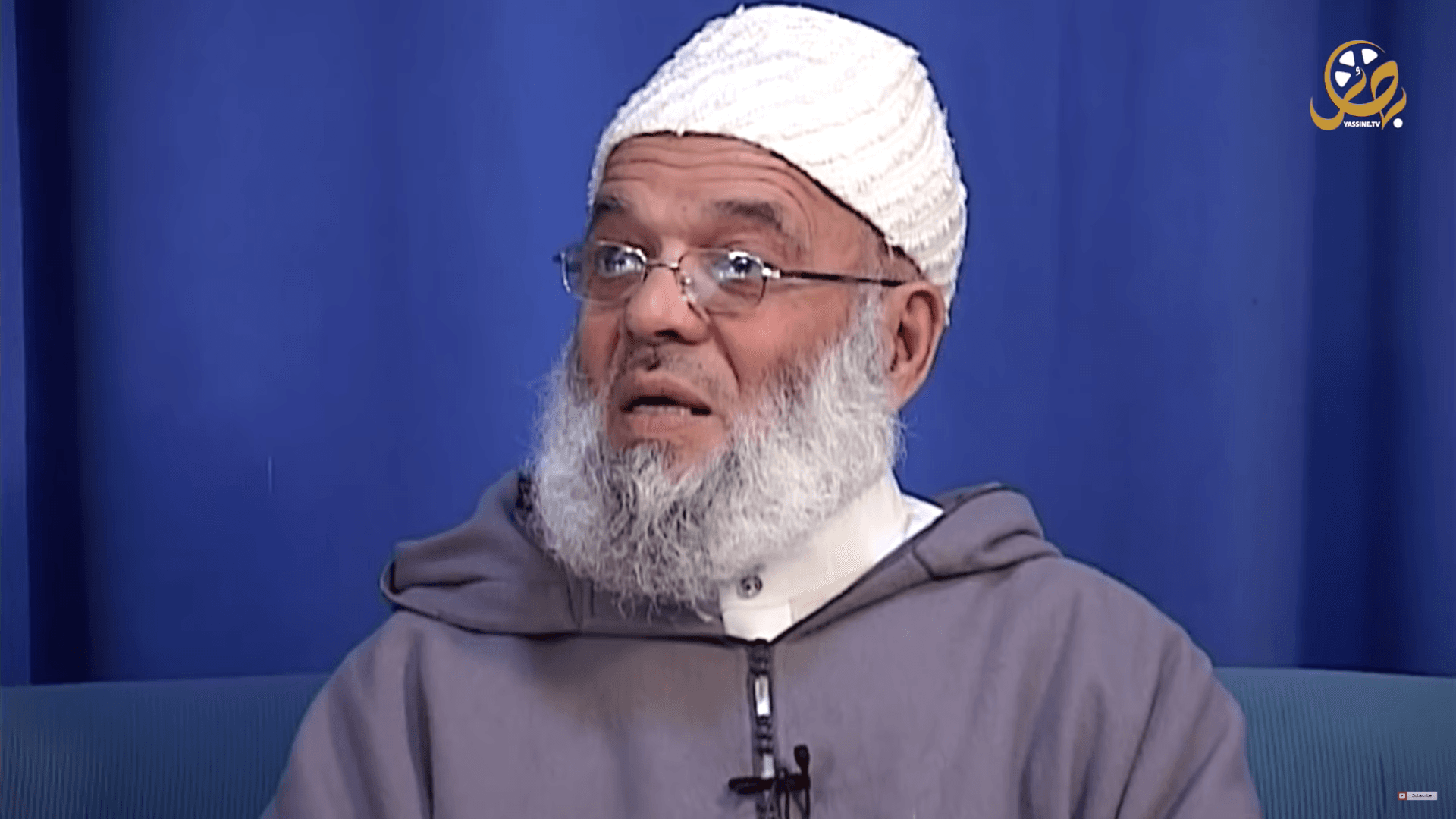 Cover Image for وصايا لا تموت.. الأستاذ محمد العلوي رحمه الله ينصح الشباب (فيديو)