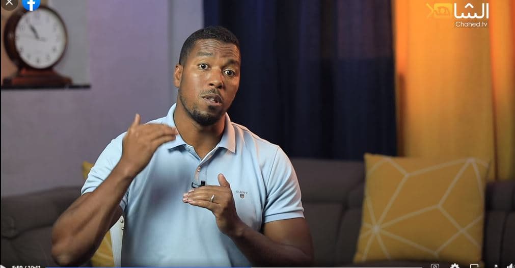 Cover Image for مع الأستاذ قاق.. أفضل طريقة لحفظ القرآن (فيديو)