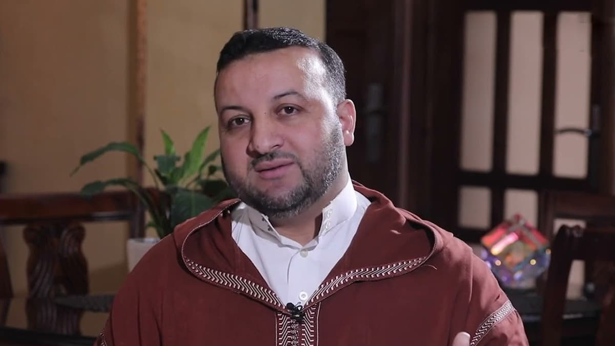 Cover Image for شفاعة الصديق لصديقه يوم القيامة