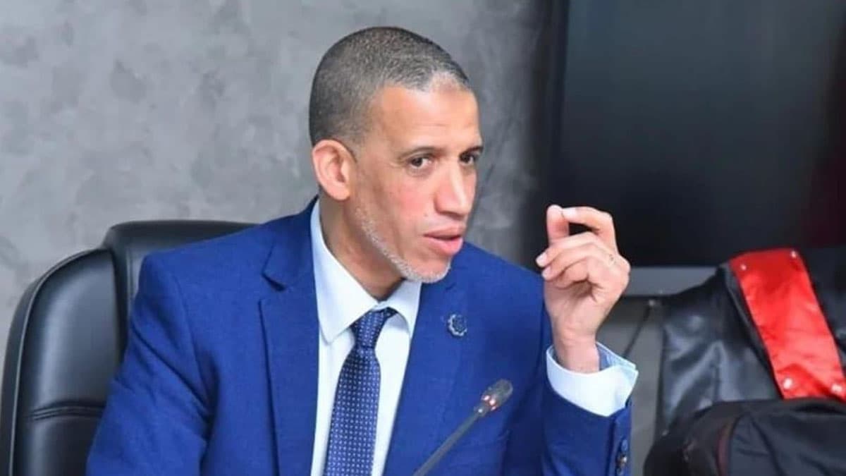 Cover Image for الوثيقة السياسية للعدل والإحسان بين تخليق الحياة الاقتصادية وربح رهان التنمية الشاملة