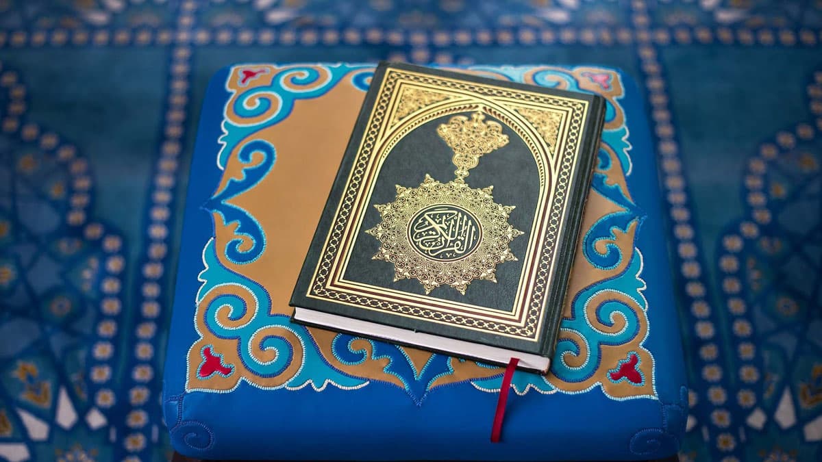 Cover Image for مدرسة الترتيل النبوي.. عندما تصبح الآيات حياة