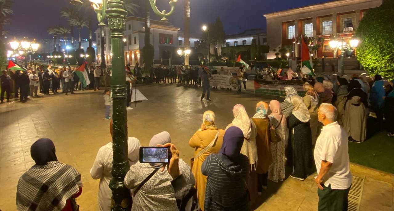 Cover Image for وقفة احتجاجية أمام البرلمان استمرارا في دعم فلسطين ورفضا للتطبيع