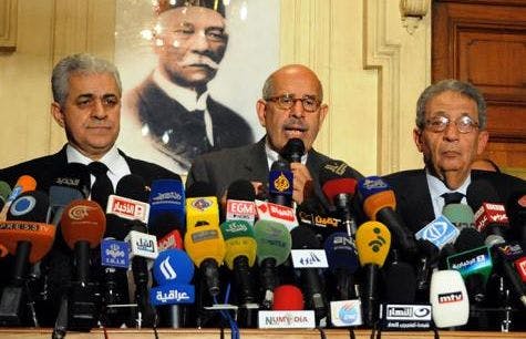 Cover Image for البرادعي يدعو لحوار مع الرئيس محمد مرسي لوقف العنف