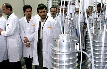 Cover Image for إيران تؤكد نصب أجهزة جديدة للطرد المركزي