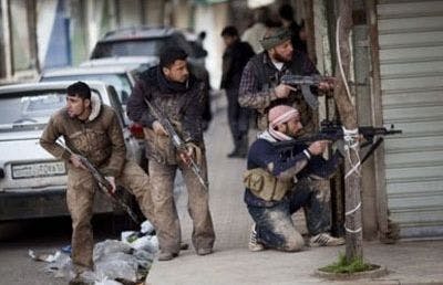 Cover Image for سوريا: سقوط العشرات في اشتباكات بدير الزور