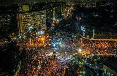 Cover Image for مستشارة مرسي: ملايين المتظاهرين يؤيدون شرعية الرئيس