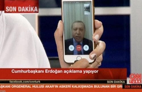 Cover Image for دور الإعلام الجديد في إفشال الانقلاب التركي