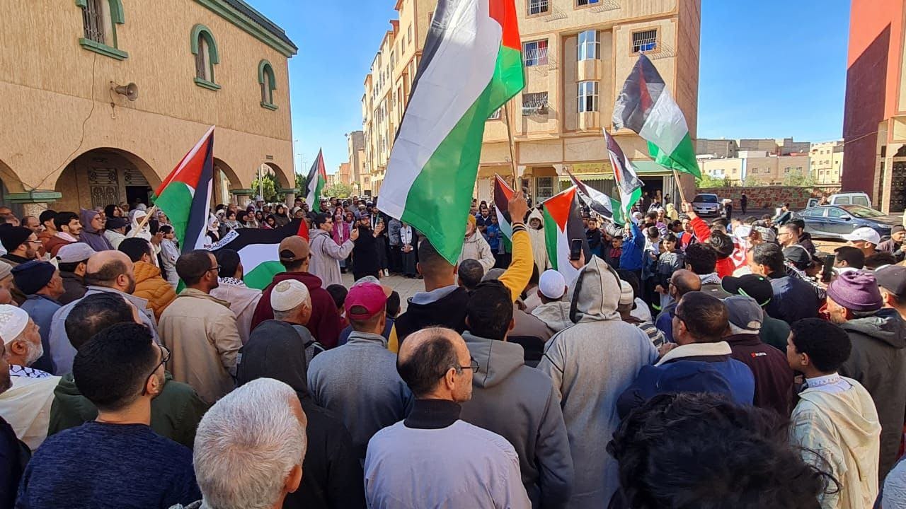 Cover Image for كفى صمتا.. المغاربة يحتجون مجددا ضد الإبادة الصهيونية ويدعون الأمة إلى تكثيف التضامن مع غزة